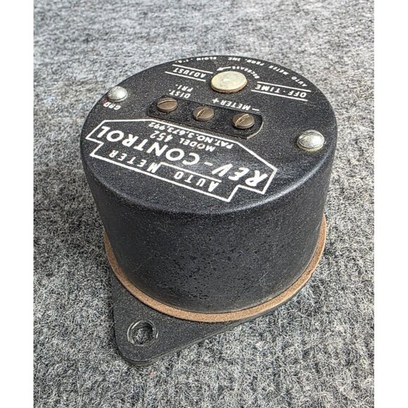 Auto Meter Rev-Control Model 452 Patented No. 3673992 Vintage Automotive Device - Picture 4 of 5